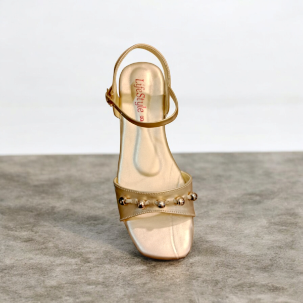 FLATE SANDALS  WITH  BEATS - Image 6